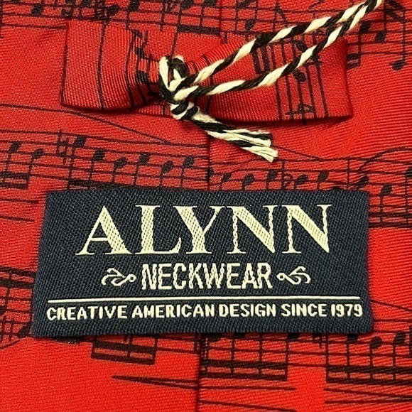 NWT SHEET MUSIC Red 100% Silk Tie By Alynn Neckwear - Picture 2 of 9